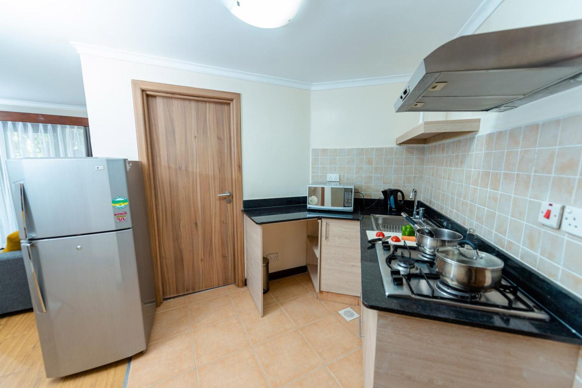 Heri Heights Hotel Apartments, Surestay Collection By Best Western Найроби Екстериор снимка